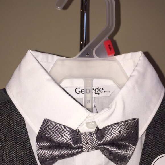 Toddler Boys 4 Piece Formal Suit Dark Grey Size 2T - Picture 4 of 14